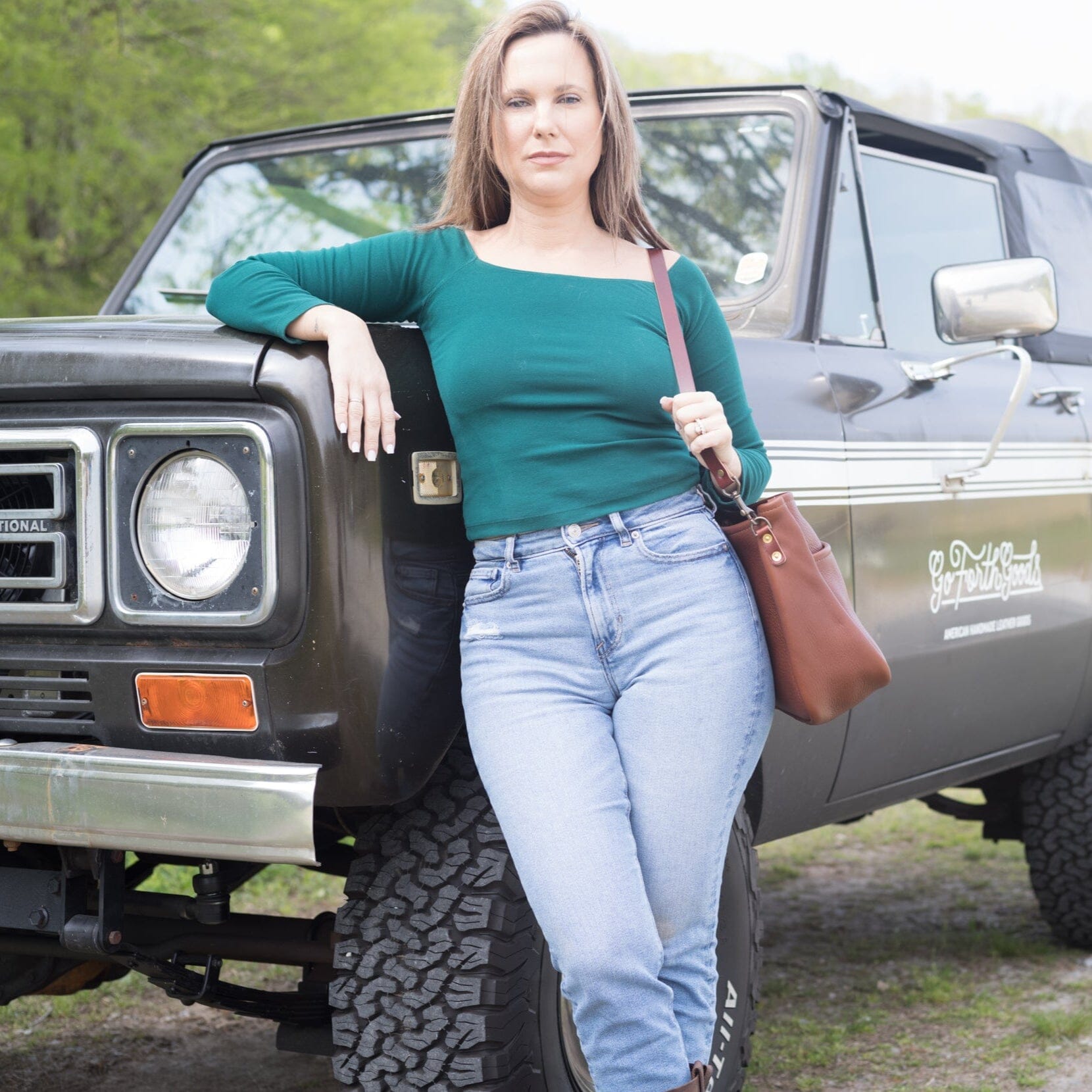 RENNIE LEATHER SHOULDER BAG - LARGE - SADDLE