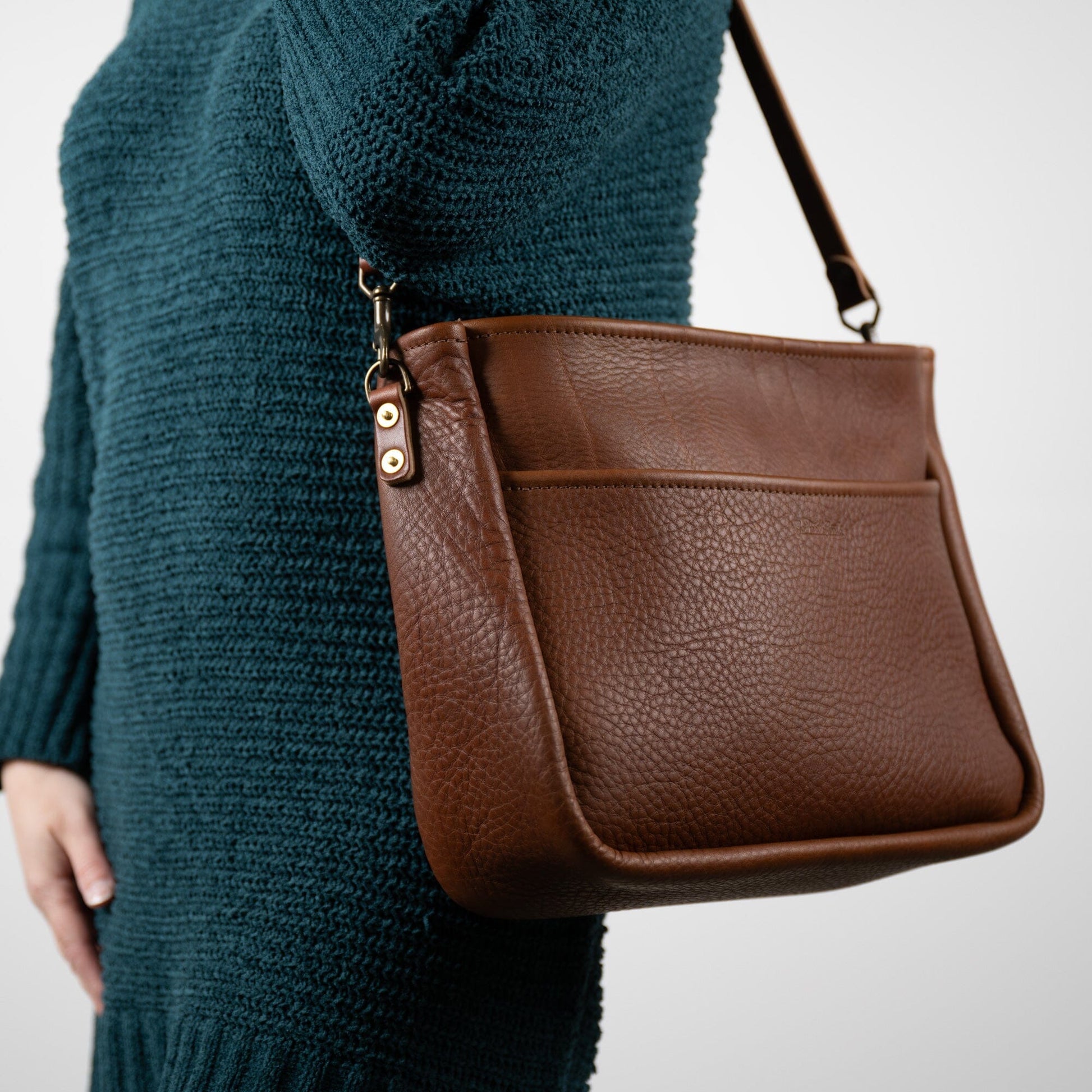 RENNIE LEATHER SHOULDER BAG - LARGE - SADDLE