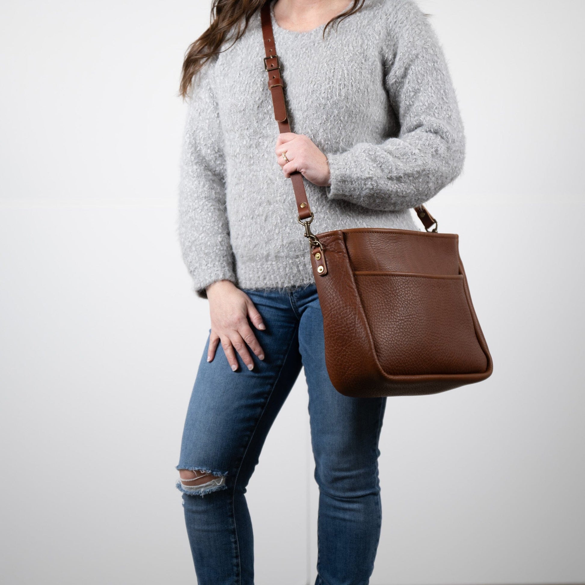 RENNIE LEATHER SHOULDER BAG - LARGE - SADDLE